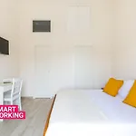 Chiara Modern Apartment By Wonderful Italy