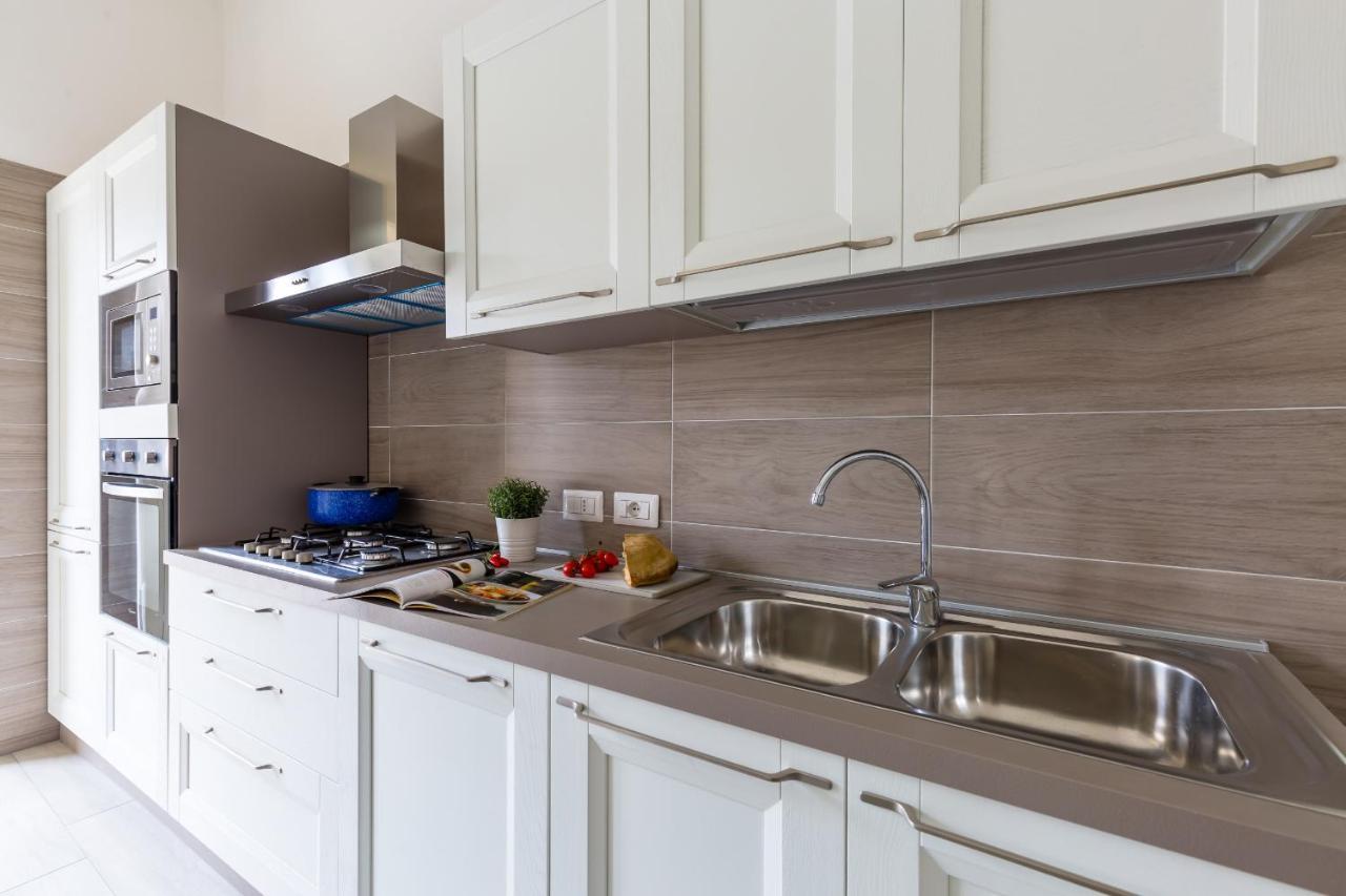 Chiara Modern By Wonderful Italy Apartment Naples