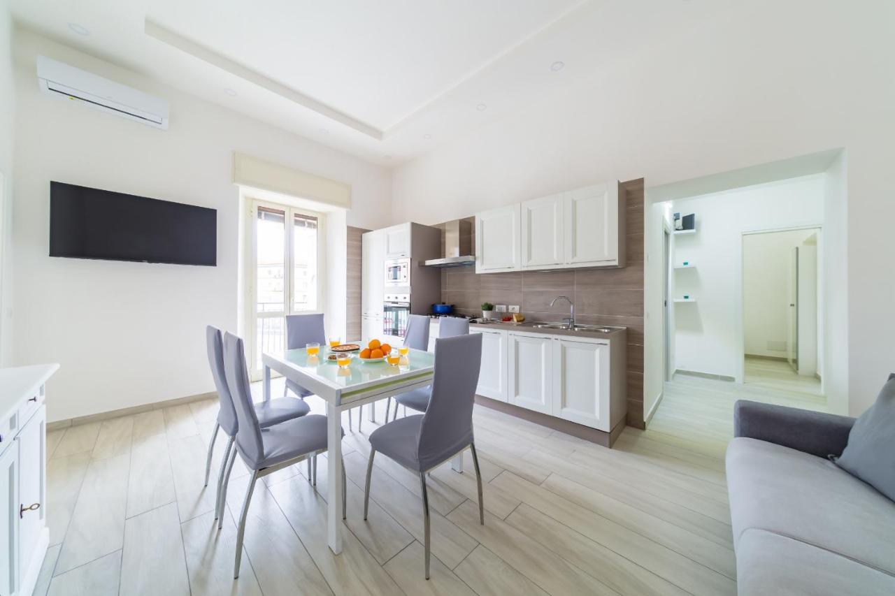 Chiara Modern By Wonderful Italy * Naples